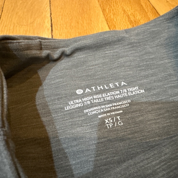 Athleta Ultra High Rise Elation 7/8 Tight New With Tags - Picture 3 of 3